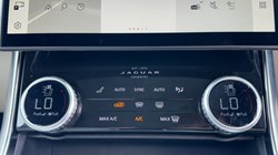 2023 (23) JAGUAR XF 2.0 D200 R-Dynamic HSE 5dr Auto 5460305