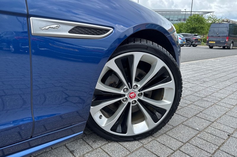 2023 (23) JAGUAR XF 2.0 D200 R-Dynamic HSE 5dr Auto 5460323