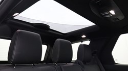 2026 (75) LAND ROVER DISCOVERY 3.0 D350 Metropolitan Edition 5dr Auto 5426198
