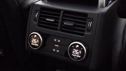 2026 (75) LAND ROVER DISCOVERY 3.0 D350 Metropolitan Edition 5dr Auto 5472630