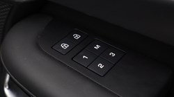 2026 (75) LAND ROVER DISCOVERY 3.0 D350 Metropolitan Edition 5dr Auto 5473062