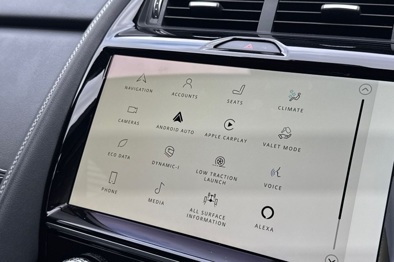 2022 (72) JAGUAR E-PACE 2.0 D200 R-Dynamic SE 5dr Auto 5073984