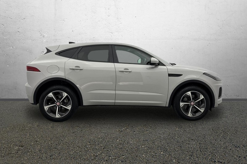 2022 (72) JAGUAR E-PACE 2.0 D200 R-Dynamic SE 5dr Auto 5073959