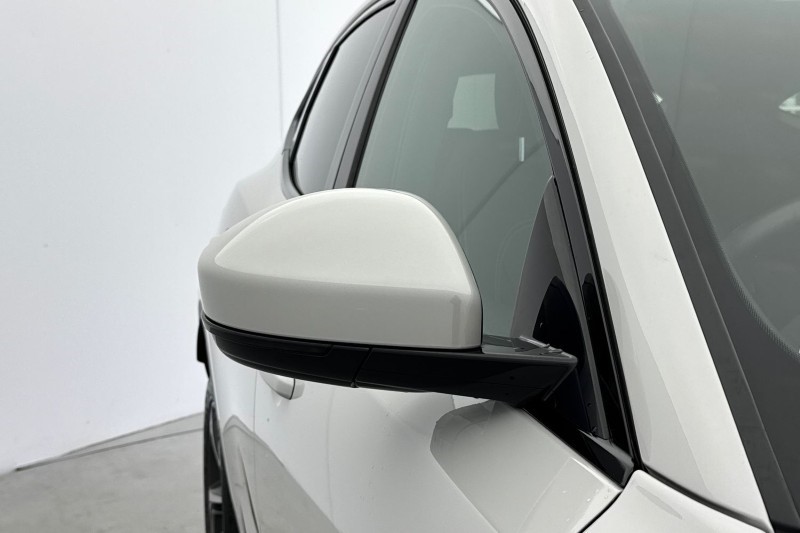 2022 (72) JAGUAR E-PACE 2.0 D200 R-Dynamic SE 5dr Auto 5074002