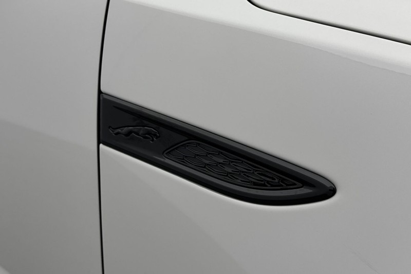 2022 (72) JAGUAR E-PACE 2.0 D200 R-Dynamic SE 5dr Auto 5073974