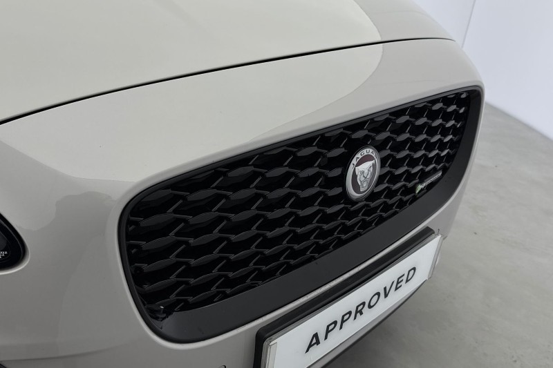 2022 (72) JAGUAR E-PACE 2.0 D200 R-Dynamic SE 5dr Auto 5073995