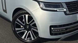 2023 (73) LAND ROVER RANGE ROVER 3.0 D300 HSE 4dr Auto 5120515