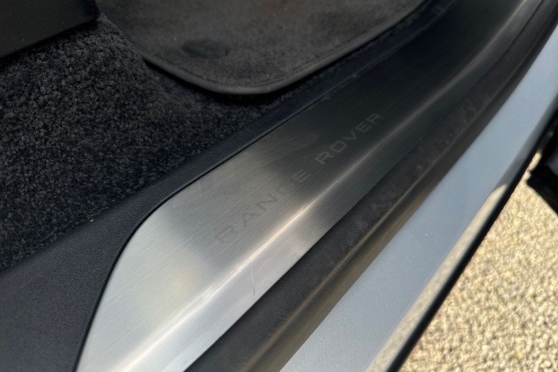 2023 (73) LAND ROVER RANGE ROVER 3.0 D300 HSE 4dr Auto 5120511