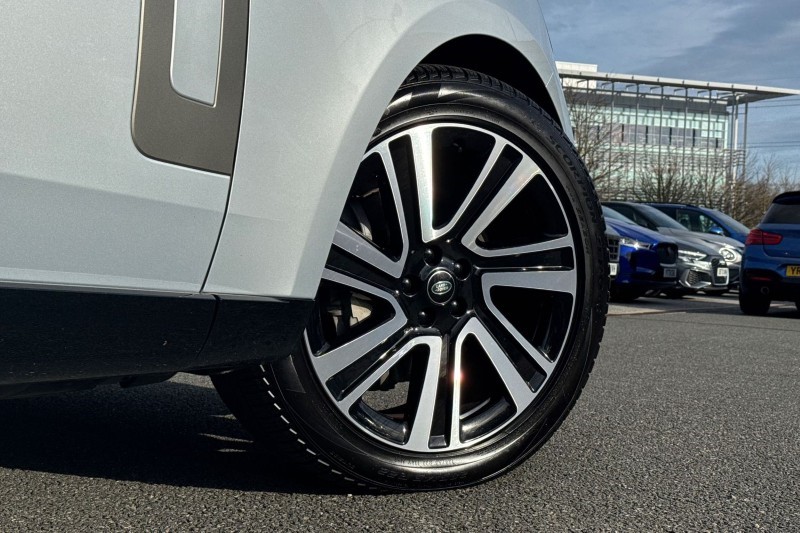 2023 (73) LAND ROVER RANGE ROVER 3.0 D300 HSE 4dr Auto 5120522