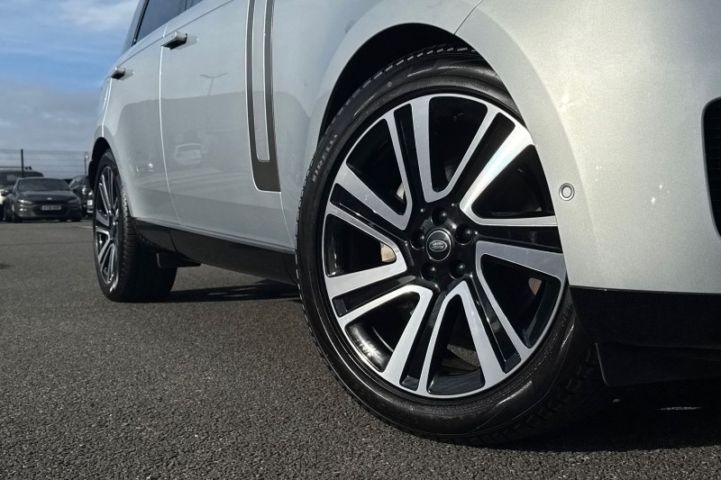 2023 (73) LAND ROVER RANGE ROVER 3.0 D300 HSE 4dr Auto 5120517