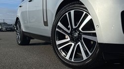 2023 (73) LAND ROVER RANGE ROVER 3.0 D300 HSE 4dr Auto 5120517