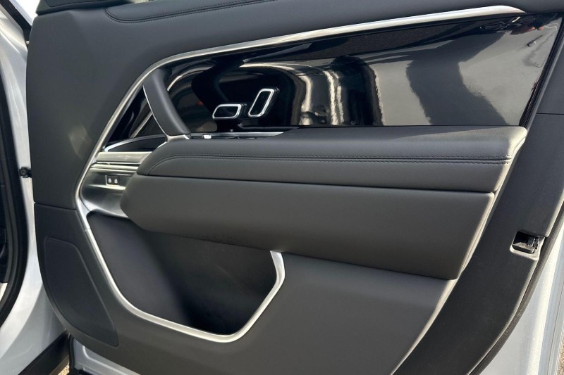 2023 (73) LAND ROVER RANGE ROVER 3.0 D300 HSE 4dr Auto 5120492