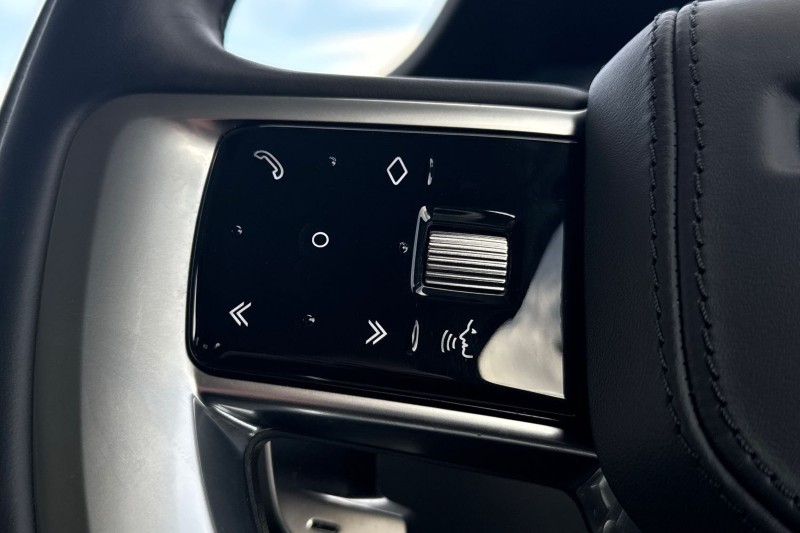 2023 (73) LAND ROVER RANGE ROVER 3.0 D300 HSE 4dr Auto 5120498