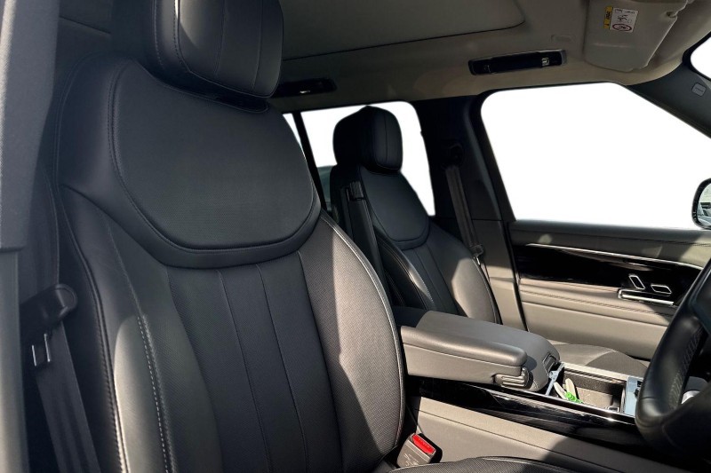 2023 (73) LAND ROVER RANGE ROVER 3.0 D300 HSE 4dr Auto 5120496