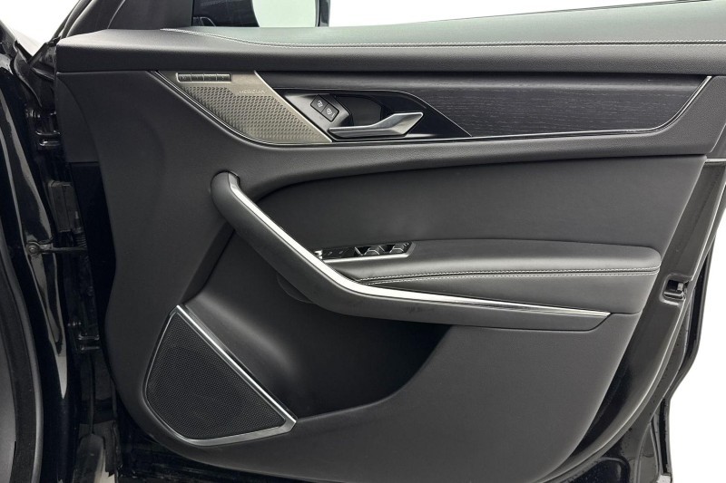 2023 (73) JAGUAR F-PACE 2.0 D200 R-Dynamic HSE Black 5dr Auto AWD 5092373