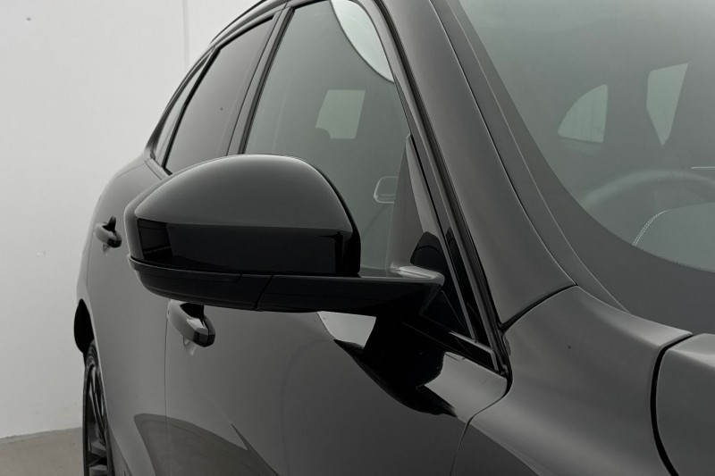 2023 (73) JAGUAR F-PACE 2.0 D200 R-Dynamic HSE Black 5dr Auto AWD 5092399