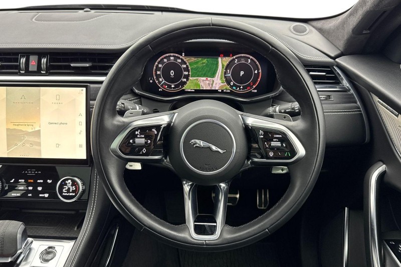 2023 (73) JAGUAR F-PACE 2.0 D200 R-Dynamic HSE Black 5dr Auto AWD 5092365