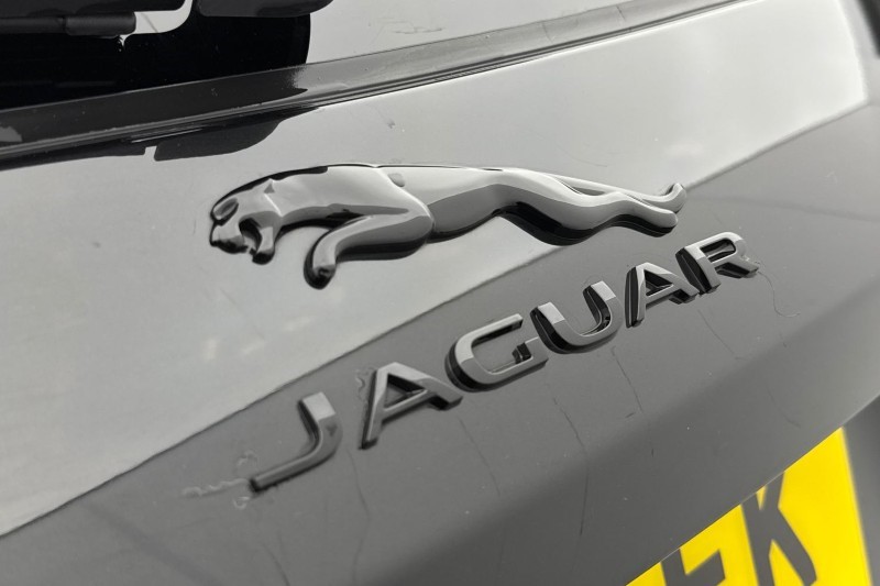 2023 (73) JAGUAR F-PACE 2.0 D200 R-Dynamic HSE Black 5dr Auto AWD 5092395