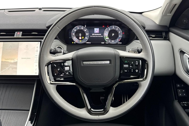 2025 (25) LAND ROVER RANGE ROVER VELAR 2.0 P400e Dynamic HSE 5dr Auto 5074251