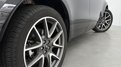 2025 (25) LAND ROVER RANGE ROVER VELAR 2.0 P400e Dynamic HSE 5dr Auto 5074281