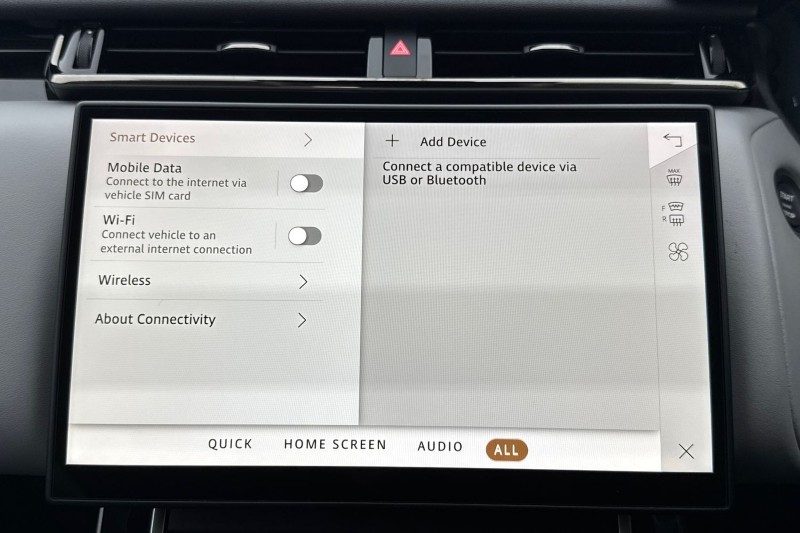 2025 (25) LAND ROVER RANGE ROVER VELAR 2.0 P400e Dynamic HSE 5dr Auto 5074266