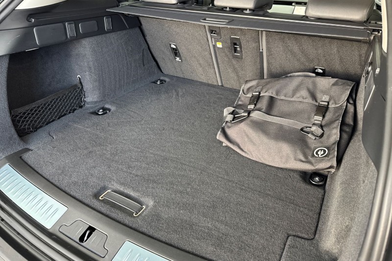 2025 (25) LAND ROVER RANGE ROVER VELAR 2.0 P400e Dynamic HSE 5dr Auto 5074272