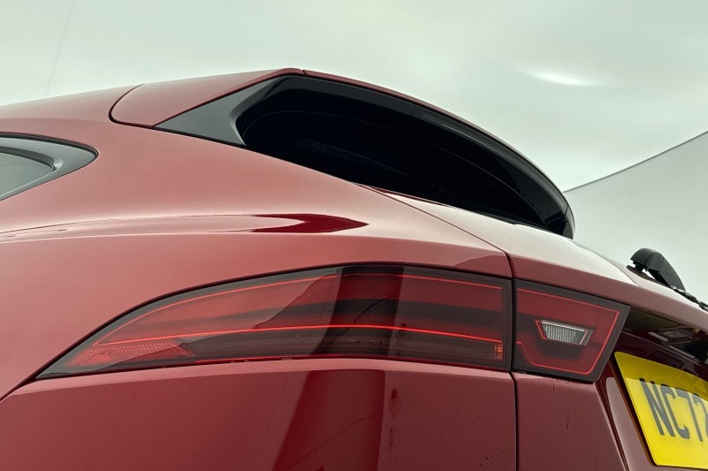 2022 (72) JAGUAR E-PACE 2.0 D200 R-Dynamic Black 5dr Auto 5091669