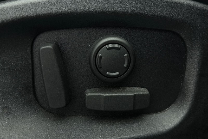 2022 (72) JAGUAR E-PACE 2.0 D200 R-Dynamic Black 5dr Auto 5091674