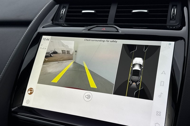 2022 (72) JAGUAR E-PACE 2.0 D200 R-Dynamic Black 5dr Auto 5091662