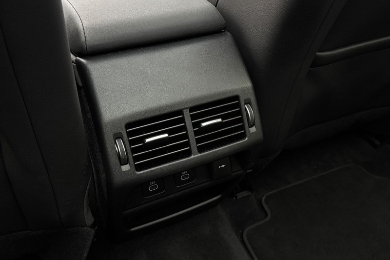 2024 (73) LAND ROVER DISCOVERY SPORT 1.5 P300e Dynamic SE 5dr Auto [5 Seat] 5102744