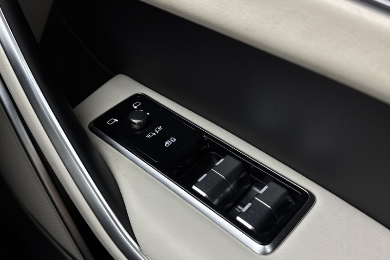 2024 (24) JAGUAR F-PACE 2.0 D200 R-Dynamic HSE Black 90th Anniv 5dr Auto 5106065