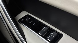 2024 (24) JAGUAR F-PACE 2.0 D200 R-Dynamic HSE Black 90th Anniv 5dr Auto 5106065