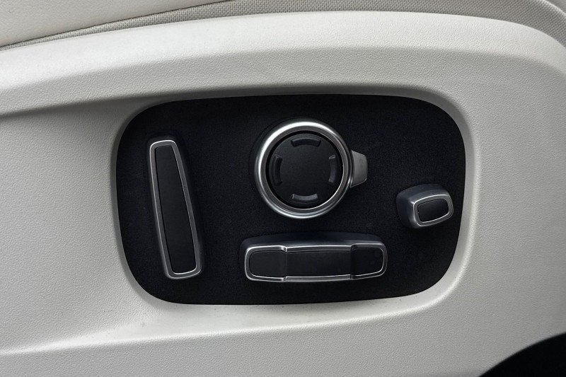 2024 (24) JAGUAR F-PACE 2.0 D200 R-Dynamic HSE Black 90th Anniv 5dr Auto 5106066