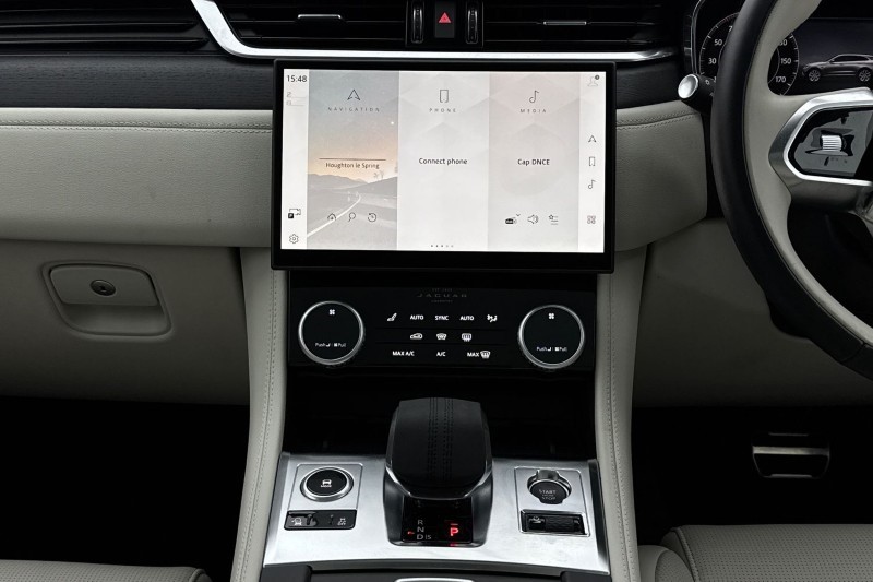 2024 (24) JAGUAR F-PACE 2.0 D200 R-Dynamic HSE Black 90th Anniv 5dr Auto 5106056