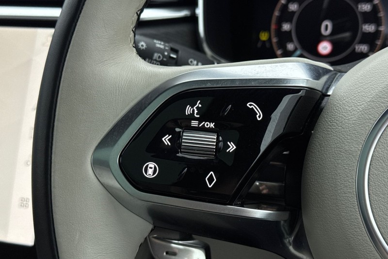 2024 (24) JAGUAR F-PACE 2.0 D200 R-Dynamic HSE Black 90th Anniv 5dr Auto 5106069