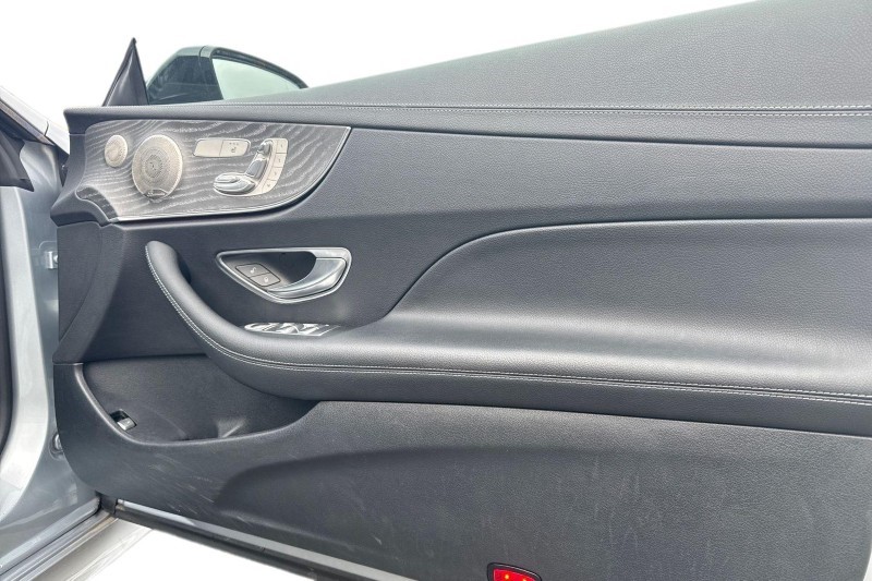 2022 (22) MERCEDES-BENZ E CLASS E300 AMG Line Night Ed Premium Plus 2dr 9G-Tronic 5122585