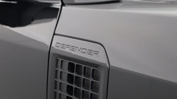 2023 (23) LAND ROVER DEFENDER 3.0 D250 X-Dynamic HSE 110 5dr Auto 5143738