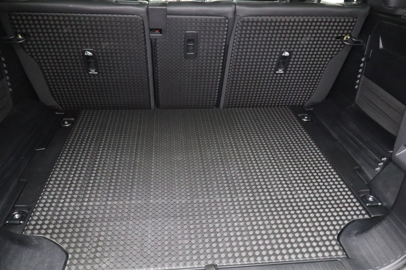 2023 (23) LAND ROVER DEFENDER 3.0 D250 X-Dynamic HSE 110 5dr Auto 5143763