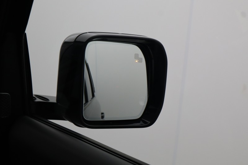 2023 (23) LAND ROVER DEFENDER 3.0 D250 X-Dynamic HSE 110 5dr Auto 5143754