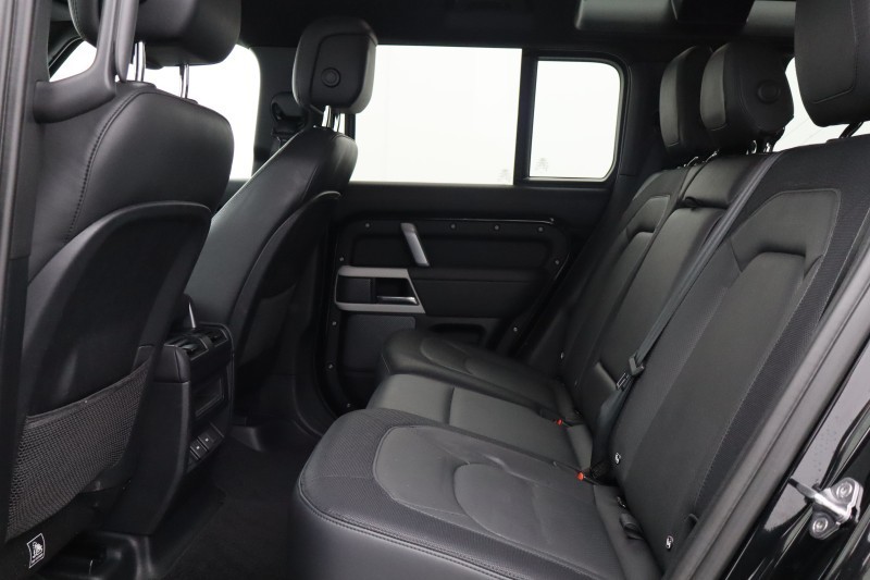 2023 (23) LAND ROVER DEFENDER 3.0 D250 X-Dynamic HSE 110 5dr Auto 5143746