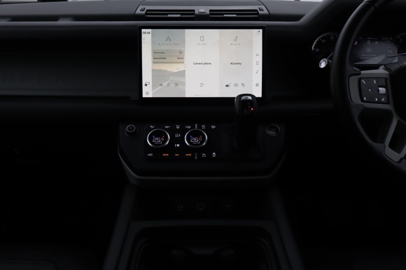 2023 (23) LAND ROVER DEFENDER 3.0 D250 X-Dynamic HSE 110 5dr Auto 5143752