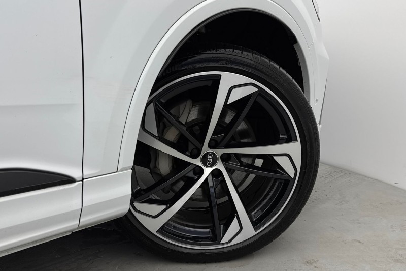 2022 (72) AUDI Q7 55 TFSI Quattro Black Edition 5dr Tiptronic 5064488