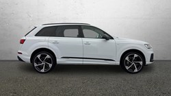 2022 (72) AUDI Q7 55 TFSI Quattro Black Edition 5dr Tiptronic 5064450
