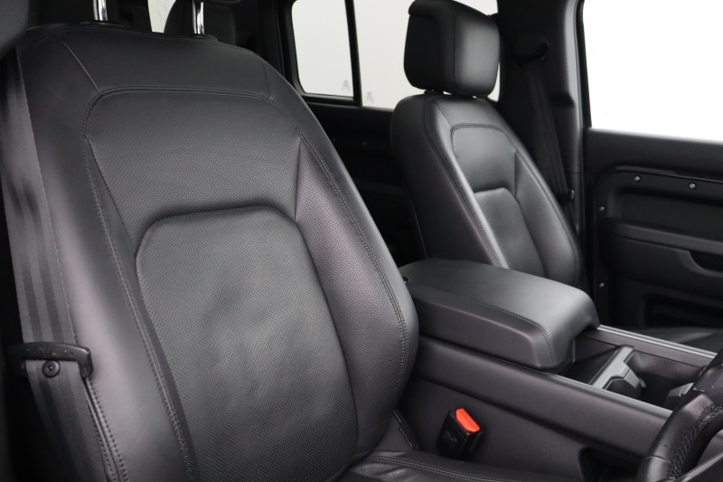 2024 (74) LAND ROVER DEFENDER 3.0 D350 X-Dynamic HSE 110 5dr Auto [7 Seat] 5143597