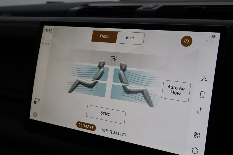 2024 (74) LAND ROVER DEFENDER 3.0 D350 X-Dynamic HSE 110 5dr Auto [7 Seat] 5143613