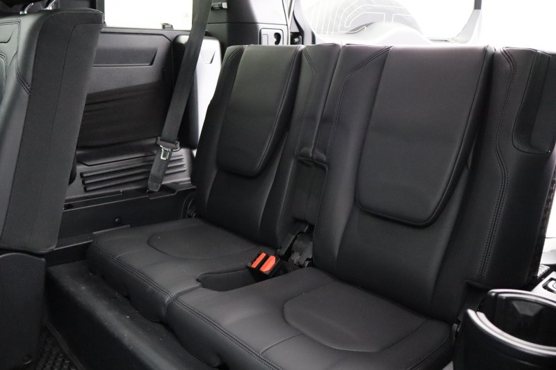 2024 (74) LAND ROVER DEFENDER 3.0 D350 X-Dynamic HSE 110 5dr Auto [7 Seat] 5143623