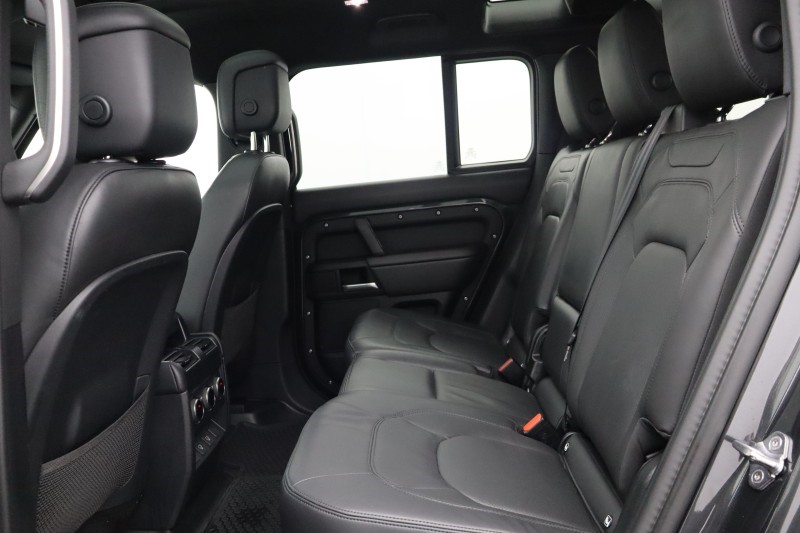 2024 (74) LAND ROVER DEFENDER 3.0 D350 X-Dynamic HSE 110 5dr Auto [7 Seat] 5143580