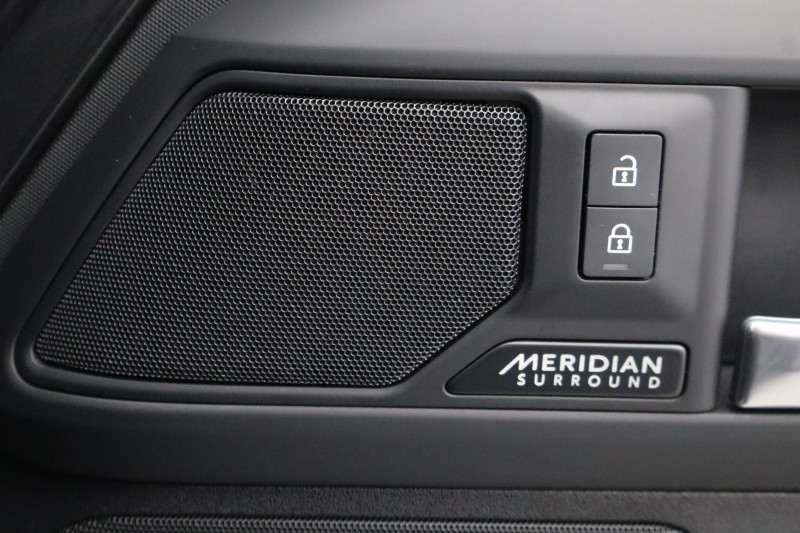 2024 (74) LAND ROVER DEFENDER 3.0 D350 X-Dynamic HSE 110 5dr Auto [7 Seat] 5143626