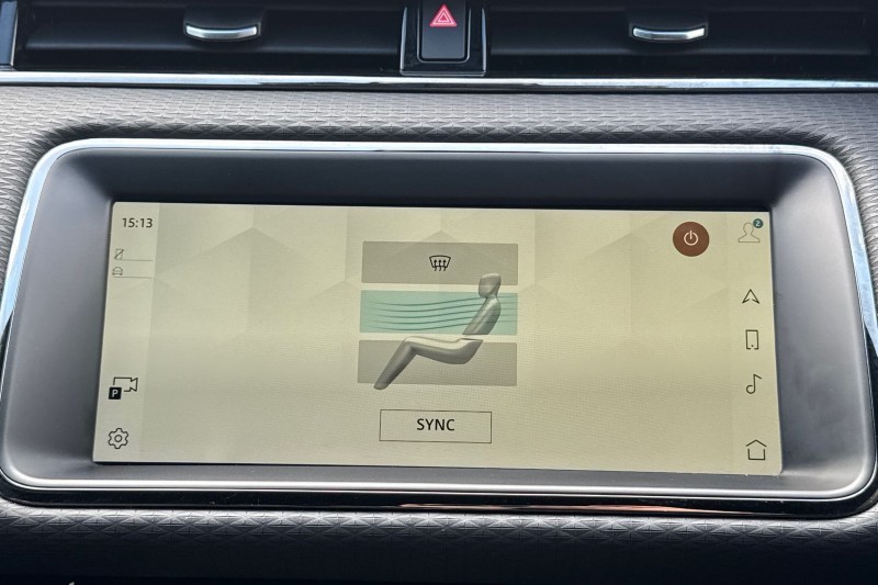 2022 (22) LAND ROVER RANGE ROVER EVOQUE 2.0 D200 R-Dynamic S 5dr Auto 5284877