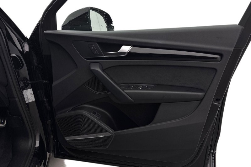 2024 (24) AUDI Q5 40 TDI Quattro Black Edition 5dr S Tronic 5126679